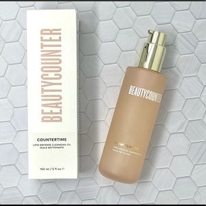 BeautyCounter Lipid Defense Cleansing Oil